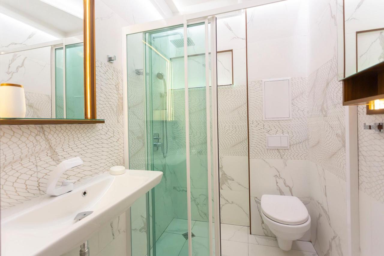 Central Vitosha Apartment Софія Екстер'єр фото