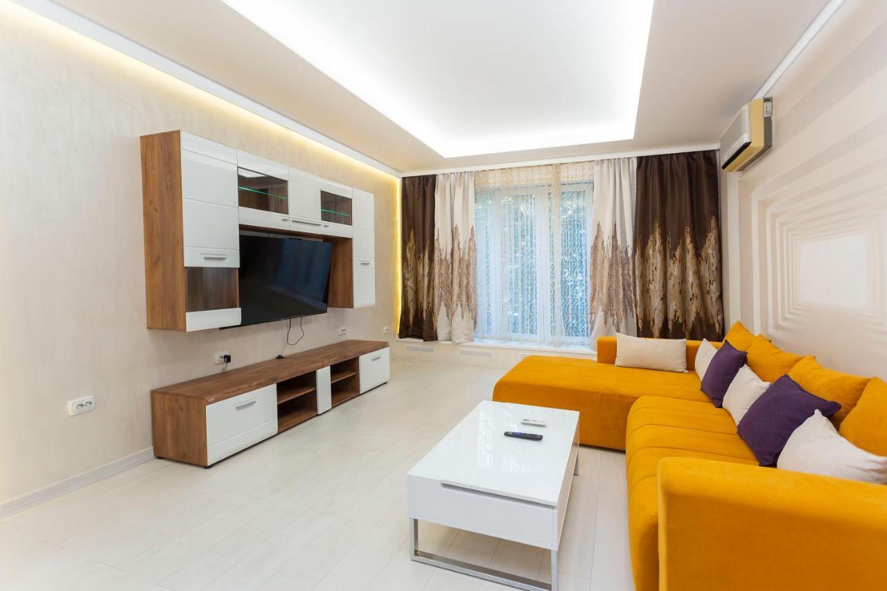 Central Vitosha Apartment Софія Екстер'єр фото